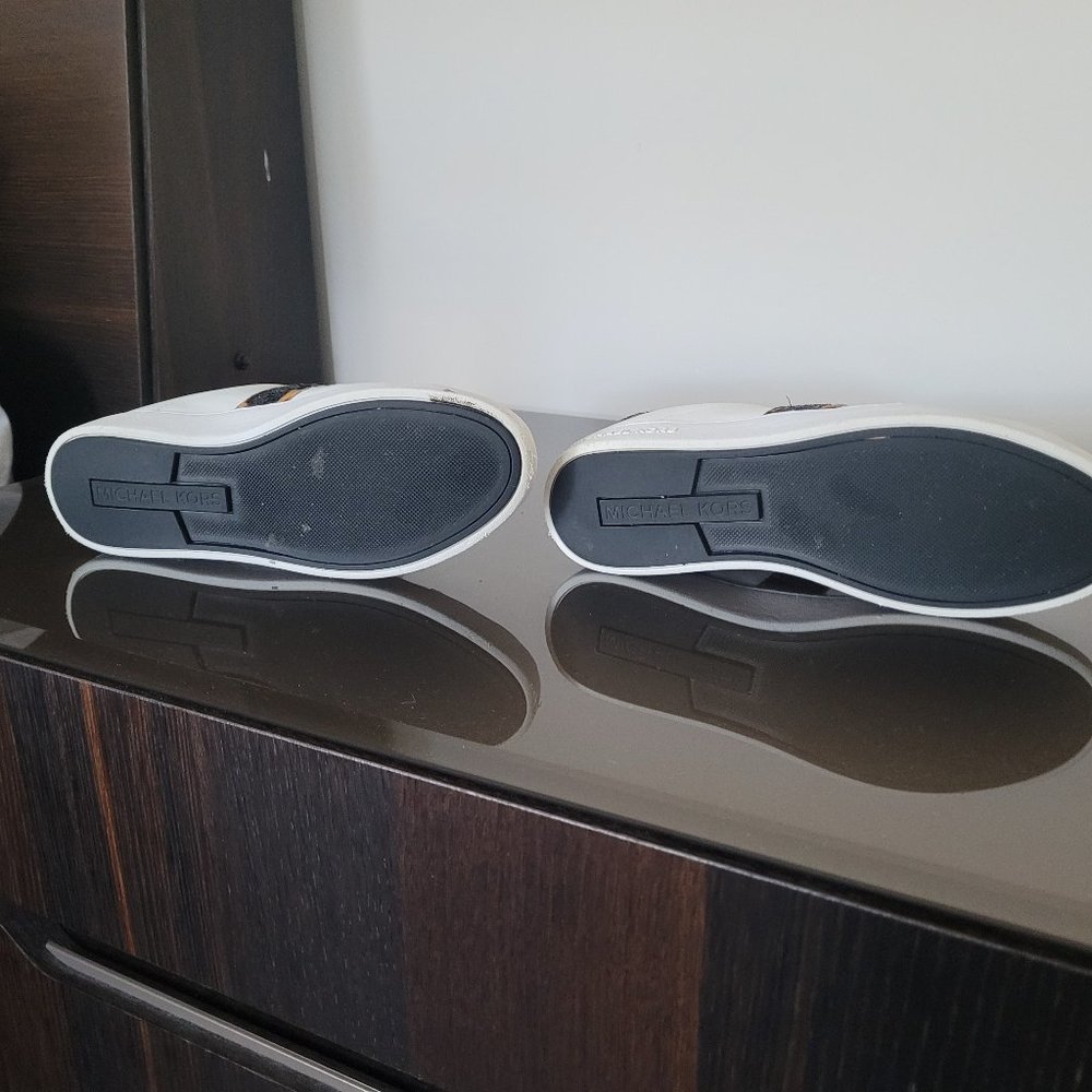 Michael Kors woman 7.5  sneakers - Picture 11 of 14